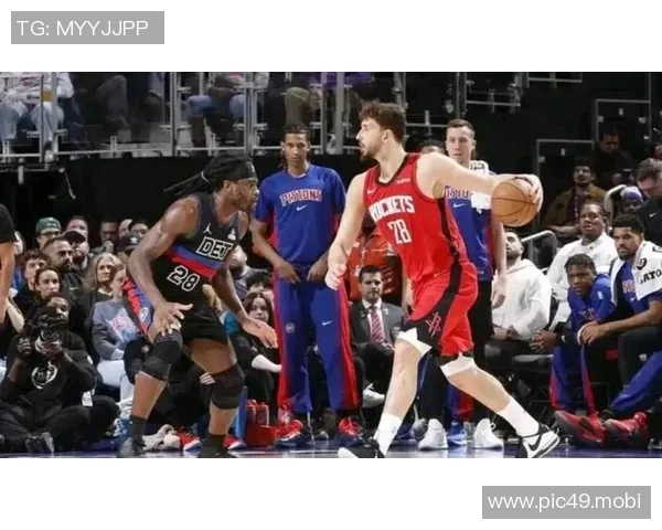 打架亲兄弟!活塞主帅:杜伦与斯图尔特情同兄弟出手是本能反应